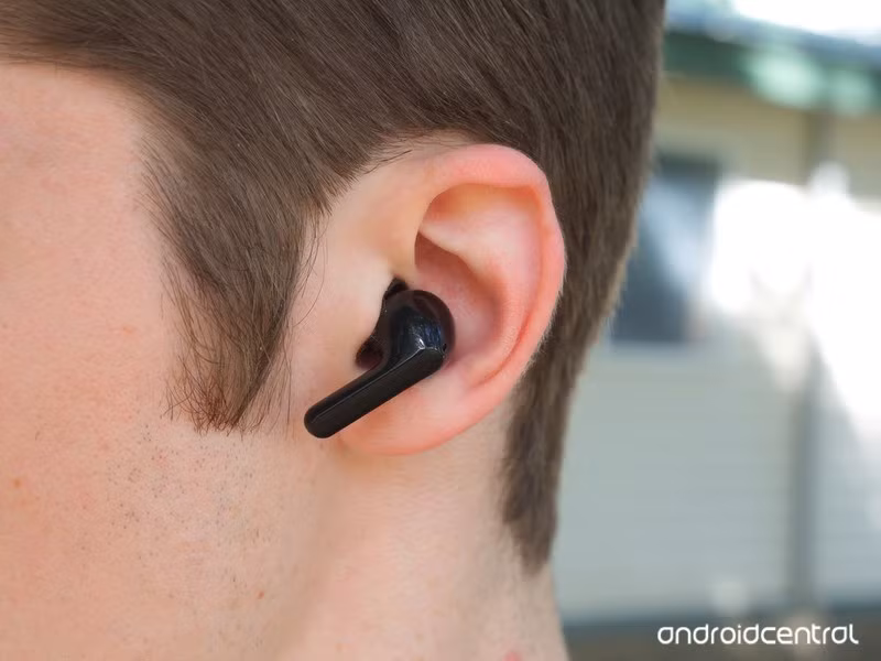 LG Tone Free FN6 có khả năng kháng mồ hôi IPX4 (Ảnh: Android Central)