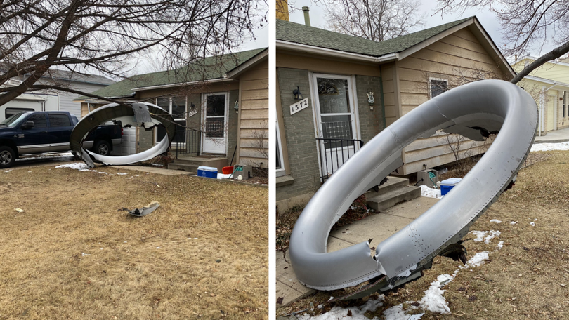 Những mảnh vỡ của động cơ máy bay rơi rải rác tại bang Colorado, Mỹ (Ảnh: Gizmodo) Những mảnh vỡ của động cơ máy bay rơi rải rác tại bang Colorado, Mỹ (Ảnh: Gizmodo)