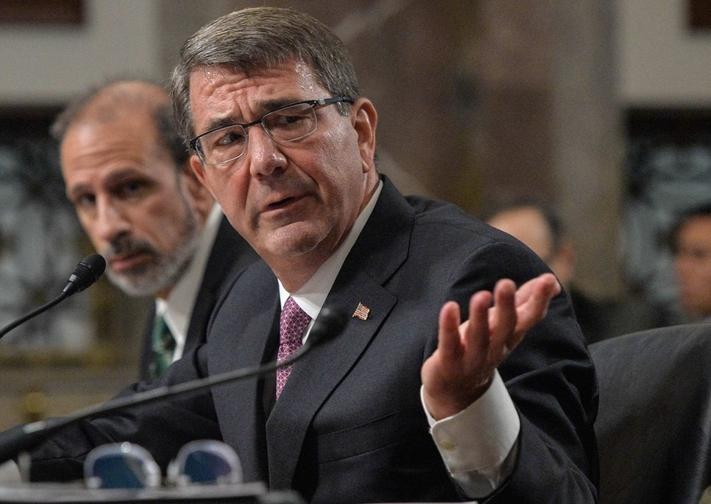 Bộ trưởng Quốc phòng Mỹ Ashton B. Carter.