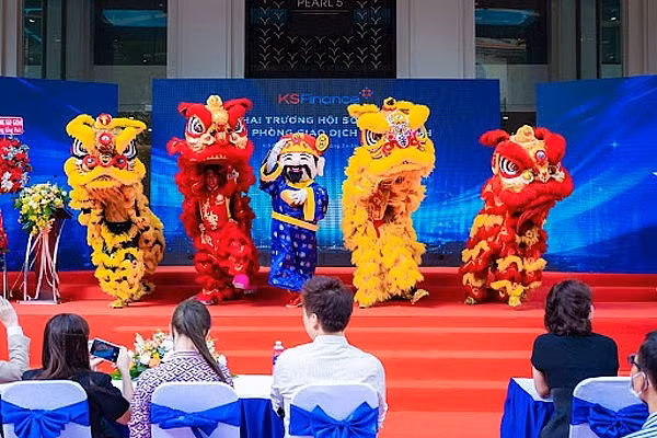 KSFinance tưng bừng khai trương văn phòng giao dịch Lê Quý Đôn, quận 3, TP. Hồ Chí Minh.