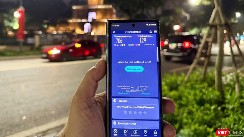 Kiểm tra tốc độ 5G ở trung tâm Hà Nội với phần mềm Speedtest