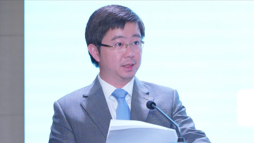 Thứ trưởng Bùi Hoàng Phương khẳng định Việt Nam luôn đồng hành, hợp tác cùng cộng đồng quốc tế trong việc phát triển một Internet mở, an toàn và bao trùm. Ảnh: Tuấn Khoa.