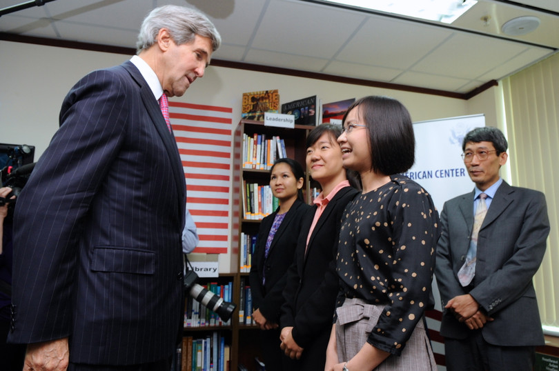 Ngoại trưởng Mỹ John Kerry tại thành phố Hồ Chí Minh. 