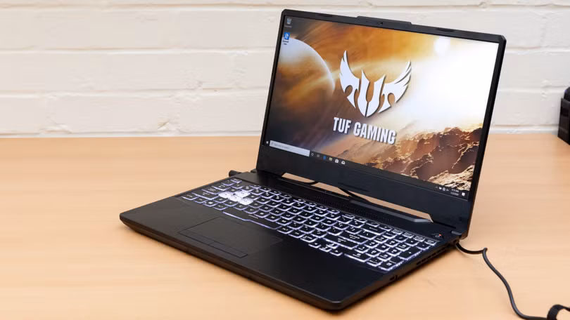 Thời lượng pin của Asus TUF A15 không quá ấn tượng (Ảnh: Laptop Mag)