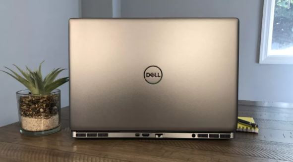 Dell Precision 7550 sở hữu một thiết kế cứng cáp (Ảnh: Laptop Mag) Dell Precision 7550 sở hữu một thiết kế cứng cáp (Ảnh: Laptop Mag)