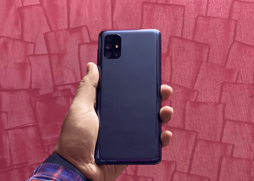 Cụm camera sau của Samsung Galaxy M51 được thiết kế mỏng (Ảnh: Smart Prix)