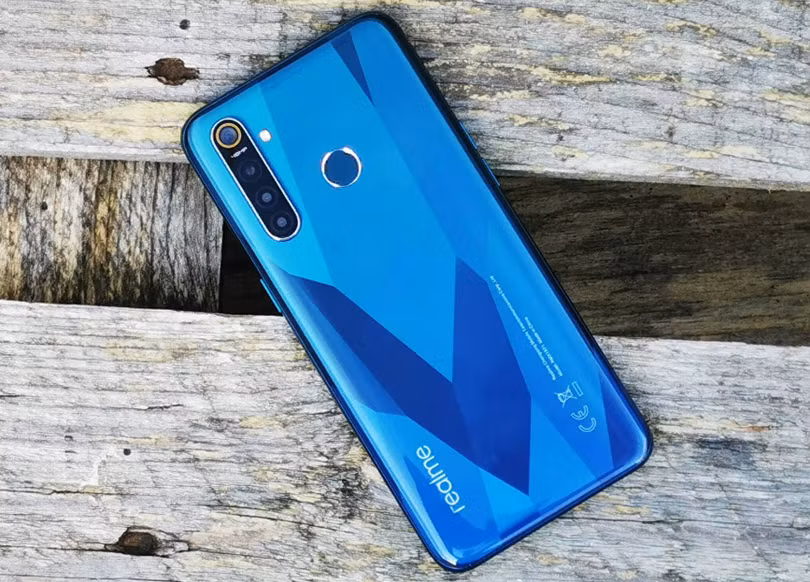 Realme Q (Ảnh: Gadgets)