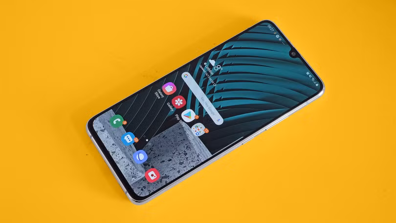 Samsung Galaxy A90 5G (Ảnh: Tech Radar)
