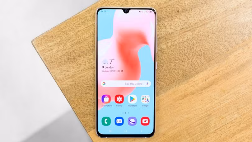 Samsung Galaxy A90 5G sở hữu màn hình Super AMOLED lớn (Ảnh: Notebook Check)