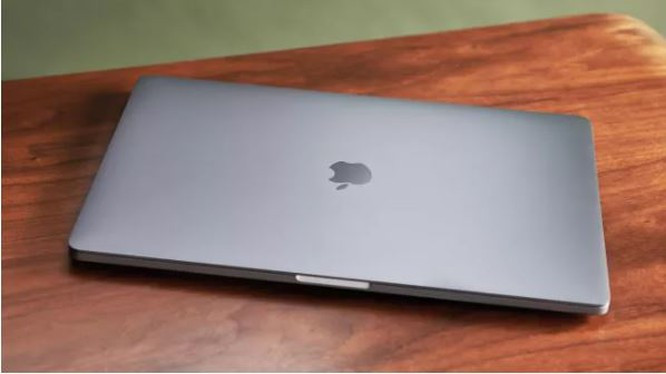 Macbook Pro 16 2019 hơi dày (Ảnh: Tech Radar) Macbook Pro 16 2019 hơi dày (Ảnh: Tech Radar)