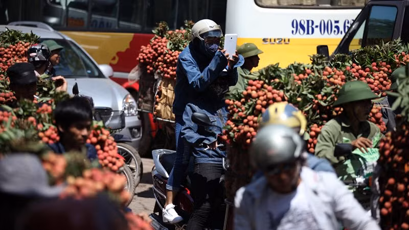 Chụp ảnh “tự sướng” len lỏi đến mọi ngõ ngách đời thường ảnh 6