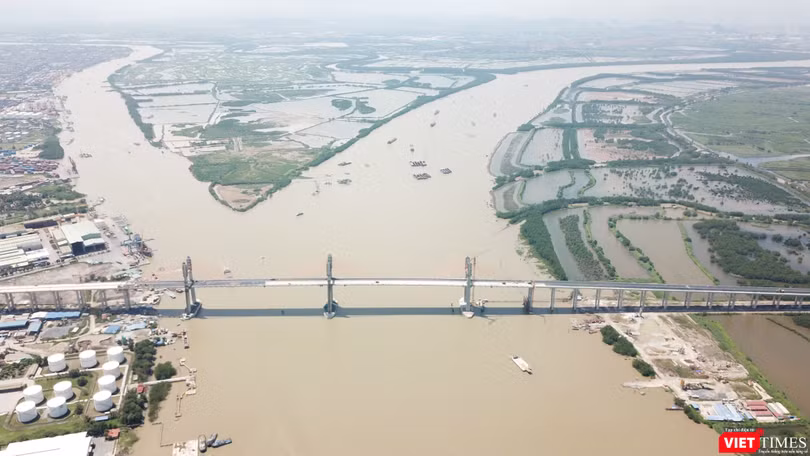  Cầu Bạch Đằng nối Quảng Ninh với Hải Phòng. Ảnh: Hải Sâm