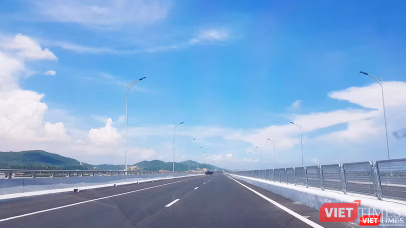 Mặt đường cao tốc Hạ Long – Hải Phòng Mặt đường cao tốc Hạ Long – Hải Phòng