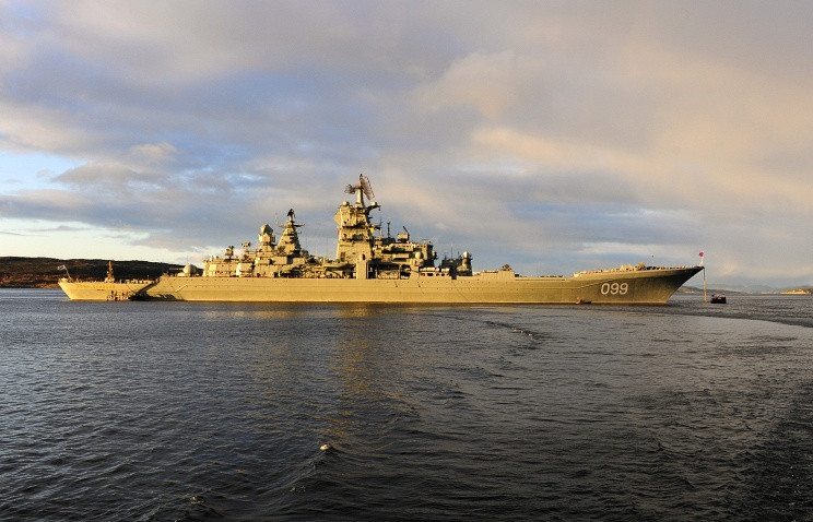 Tuần dương hạm Peter The Great.