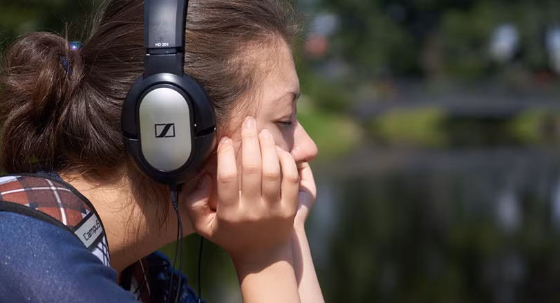 Vì sao có người thích nhạc buồn?