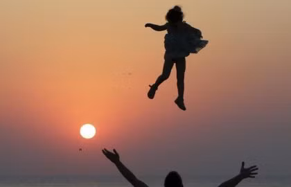 Reuters công bố 25 bức ảnh nóng nhất trên mạng xã hội năm 2015 ảnh 1