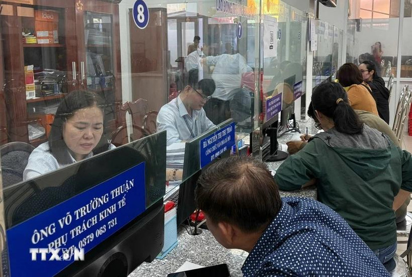 13-6 hanh-chinh-cong-2.jpg