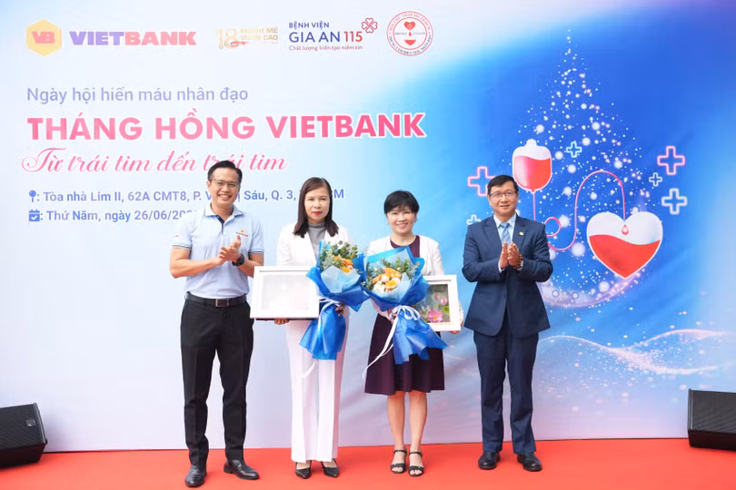 Ảnh 1_tháng hồng.JPG