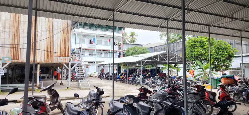 13-6 Châu Tuấn Quốc 2.jpg