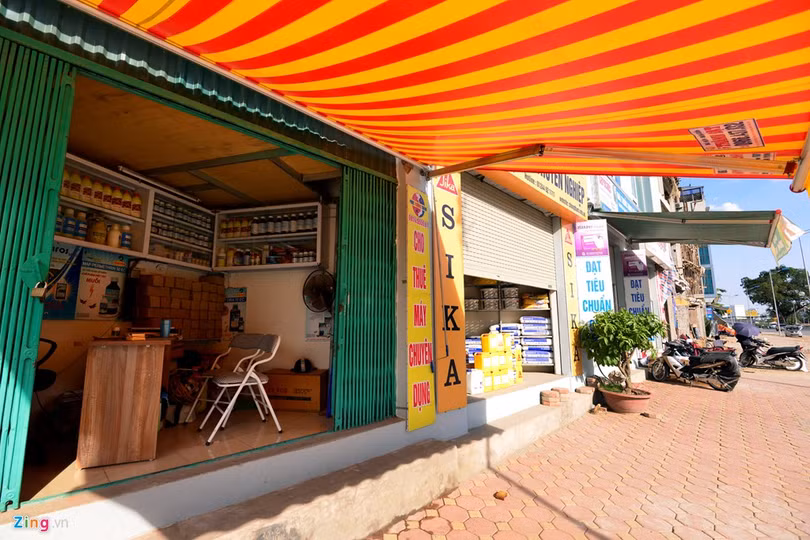 Phía dưới được cho thuê để kinh doanh.