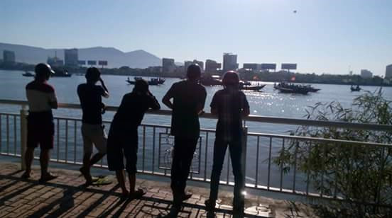 Đã tìm thấy 3 thi thể nạn nhân trong vụ chìm tàu chở 56 người ở Đà Nẵng ảnh 14