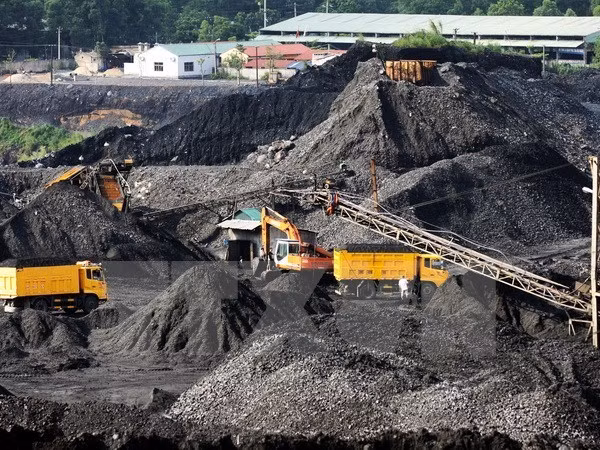 Khai thác than. (Ảnh: Trọng Đạt/TTXVN)