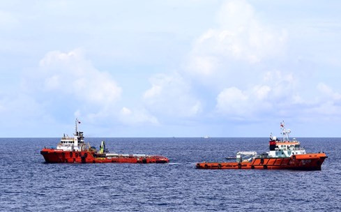 Video: Tìm thấy một số thi thể phi hành đoàn CASA-212 và mảnh vỡ Su30-MK2 ảnh 13