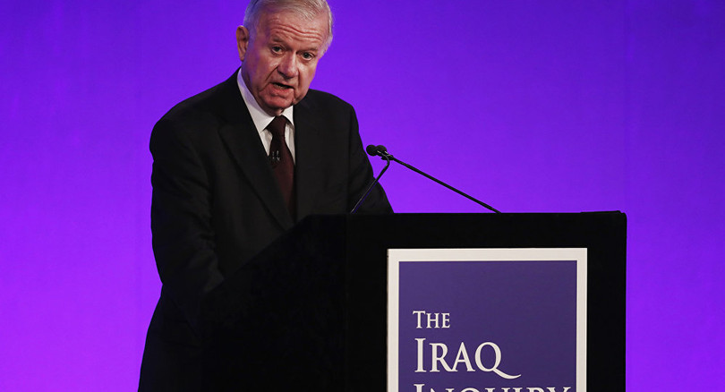 Ông John Chilcot.