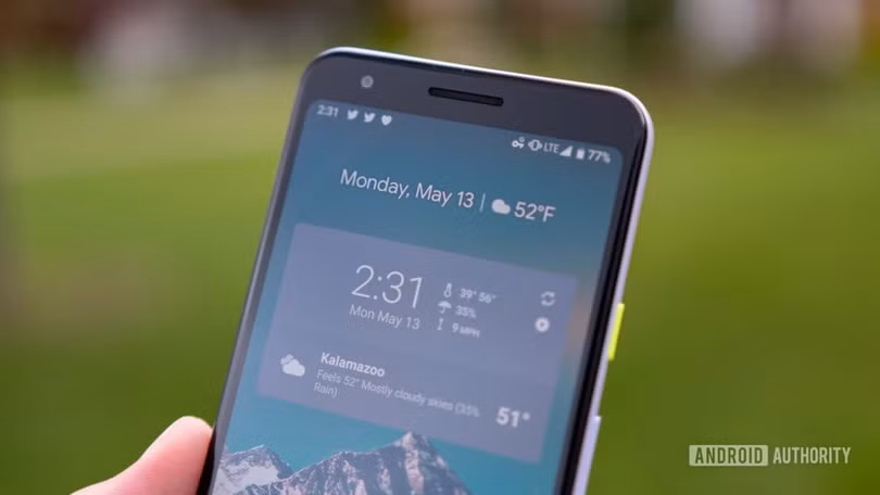 Viền màn hình của Google Pixel 3a khá dày (Ảnh: Android Authority)