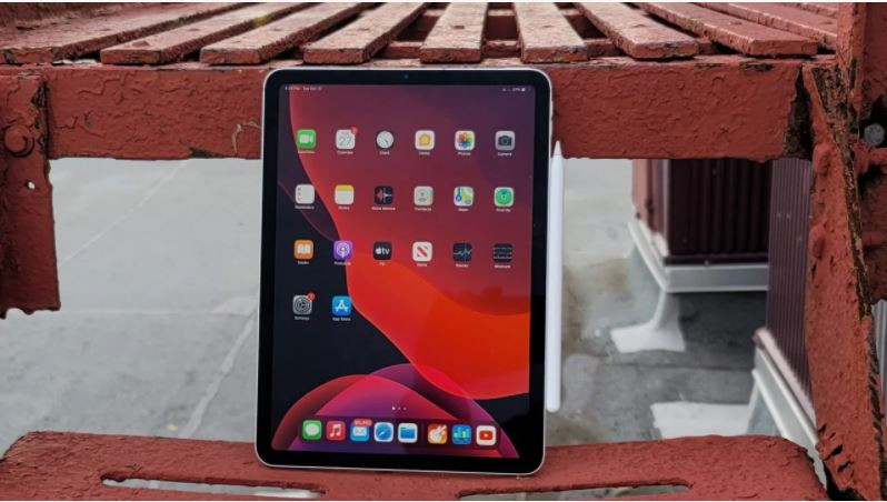 iPad Air 4 (Ảnh: PC Mag) iPad Air 4 (Ảnh: PC Mag)