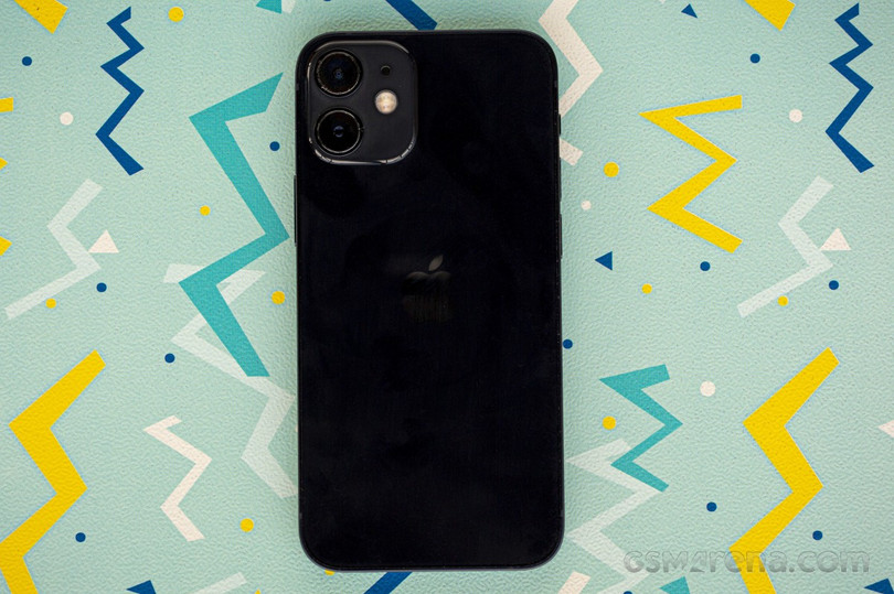 iPhone 12 Mini (Ảnh: GSM Arena)