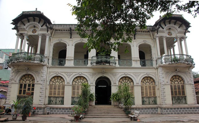 Chủ nhân bí ẩn của căn biệt thự 35 triệu USD ảnh 1