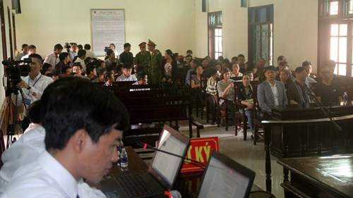 Hoãn xử vụ sập giàn giáo ở Formosa làm 13 người chết ảnh 3