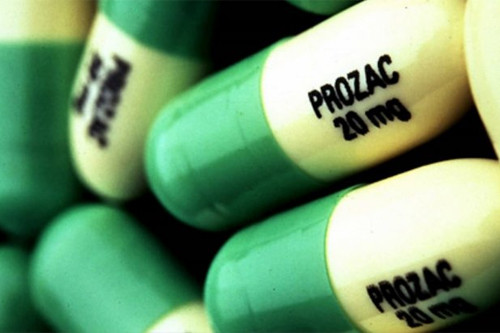 Nội dung trang tuyên truyền của IS được thay bằng quảng cáo thuốc.