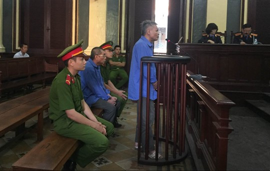 Hai bị cáo tại phiên xử sơ thẩm