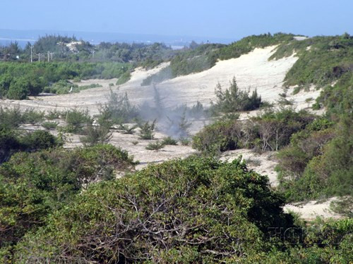 Diễn tập quân sự: Chống các tàu trang bị vũ khí hạng nặng đổ bộ từ biển ảnh 10