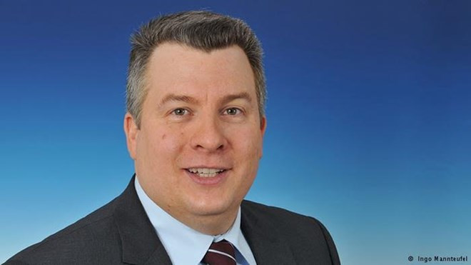 Nhà phân tích Ingo Mannteufel thuộc tạp chí Deutsche Welle của Đức,