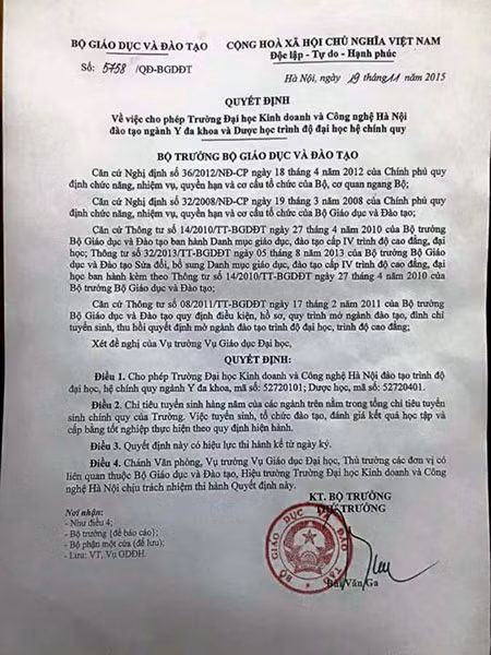 Xôn xao việc Trường ĐH Kinh doanh và Công nghệ Hà Nội được đào tạo y, dược ảnh 1
