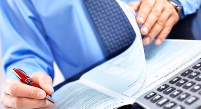 Thoái vốn: ngậm đắng, nhả không xong