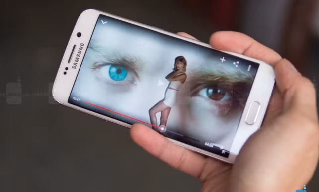 10 smartphone ấn tượng nhất 2015 ảnh 9