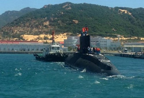 Tàu ngầm thông thường Đà Nẵng, Hải quân Việt Nam ở vịnh Cam Ranh