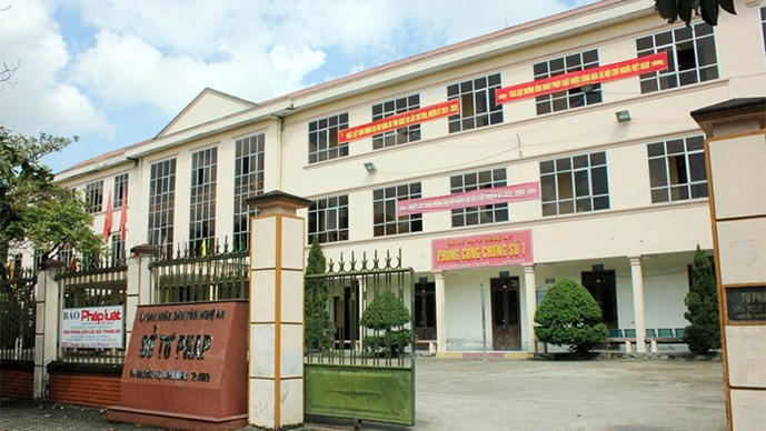 Ngắm công sở khang trang ở 3 tỉnh, thành đòi xây 'Trung tâm hành chính nghìn tỉ' - ảnh 9