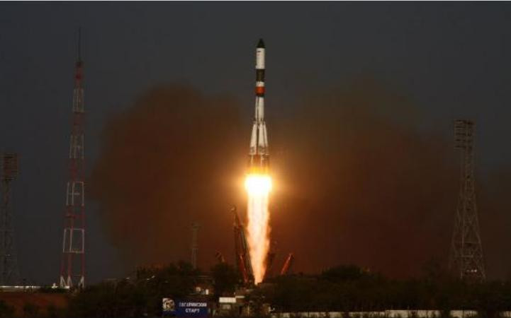 Tên lửa đẩy Soyuz phóng một vệ tinh EKS. Nguồn ảnh: Tin tức Bành Bái, Trung Quốc.