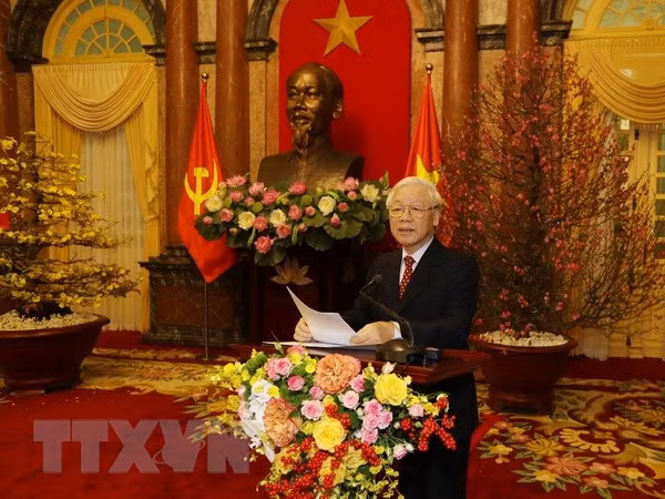 Tổng Bí thư, Chủ tịch nước Nguyễn Phú Trọng chúc Tết. (Ảnh : Trí Dũng/TTXVN) Tổng Bí thư, Chủ tịch nước Nguyễn Phú Trọng chúc Tết. (Ảnh : Trí Dũng/TTXVN)