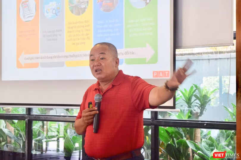 Ông Phí Anh Tuấn, Giám đốc Công ty TNHH Tư vấn CNTT PAT nhấn mạnh: "Chuyển đổi số hay là chết?"