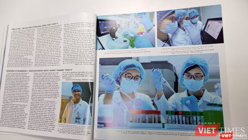 TS Nguyễn Thị Tâm (bên trái) và đồng nghiệp Nguyễn Thị Thu Trang thực hiện xét nghiệm xác định SARS-CoV-2 TS Nguyễn Thị Tâm (bên trái) và đồng nghiệp Nguyễn Thị Thu Trang thực hiện xét nghiệm xác định SARS-CoV-2