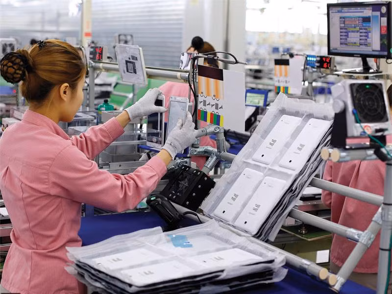 Vốn đăng ký FDI vào Việt Nam đang giảm nhanh từ tất cả các nguồn chính. (Ảnh: Internet)