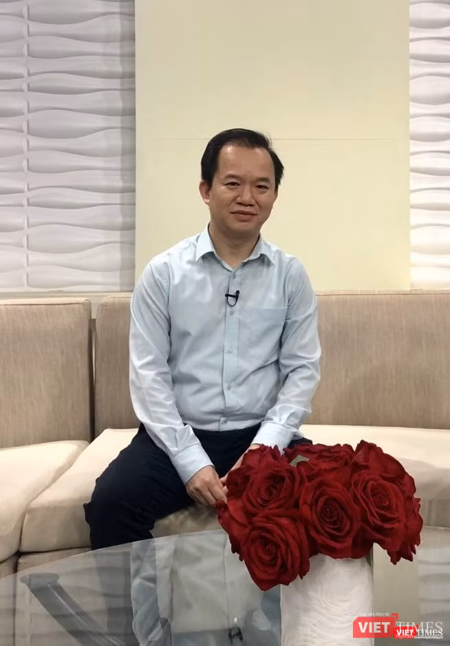 PGS.TS. Bùi Hoài Sơn: “Cần nhân rộng kinh nghiệm quản lý tiền công đức của Miếu Bà Chúa Xứ núi Sam“ ảnh 1 PGS.TS. Bùi Hoài Sơn: “Cần nhân rộng kinh nghiệm quản lý tiền công đức của Miếu Bà Chúa Xứ núi Sam“ ảnh 1