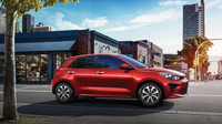 Kia Rio: Một trong những mẫu xe có giá cả phải chăng nhất mà bạn có thể mua đang bị loại bỏ.