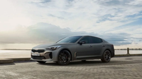 Kia Stinger: Năm 2023 đánh dấu kết thúc cho Kia Stinger, nhưng tin đồn cho thấy có một người kế nhiệm chạy động cơ điện sẽ ra mắt vào năm 2025.